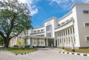 Photo School building